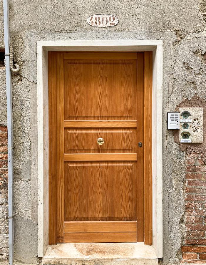 Querini Suite-Balcony On Canal, Close To San Marco Veneza Exterior foto